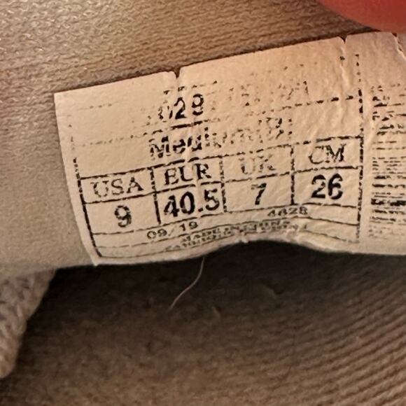 Brooks Bedlam 2 Running Sneaker Womens 9 Knit Mesh Gold Logo Gym Sporty Low Top - Picture 13 of 13